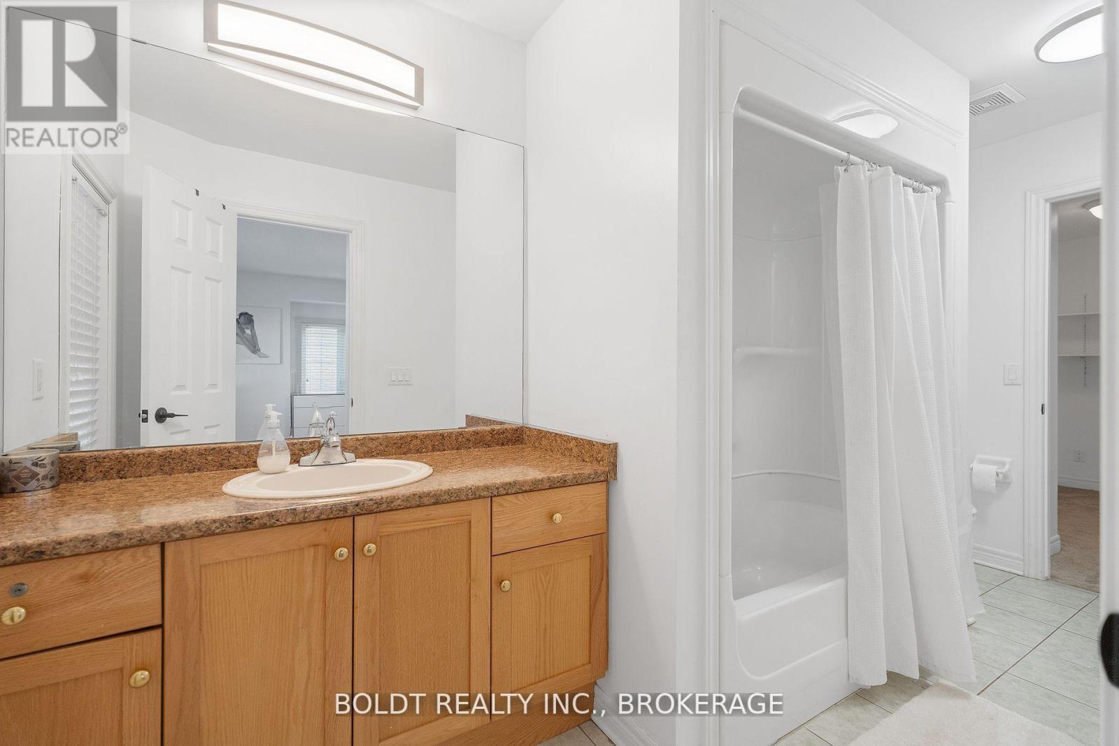 20 B Brown Drive, St. Catharines, Ontario  L2S 3Z4 - Photo 18 - X13587574