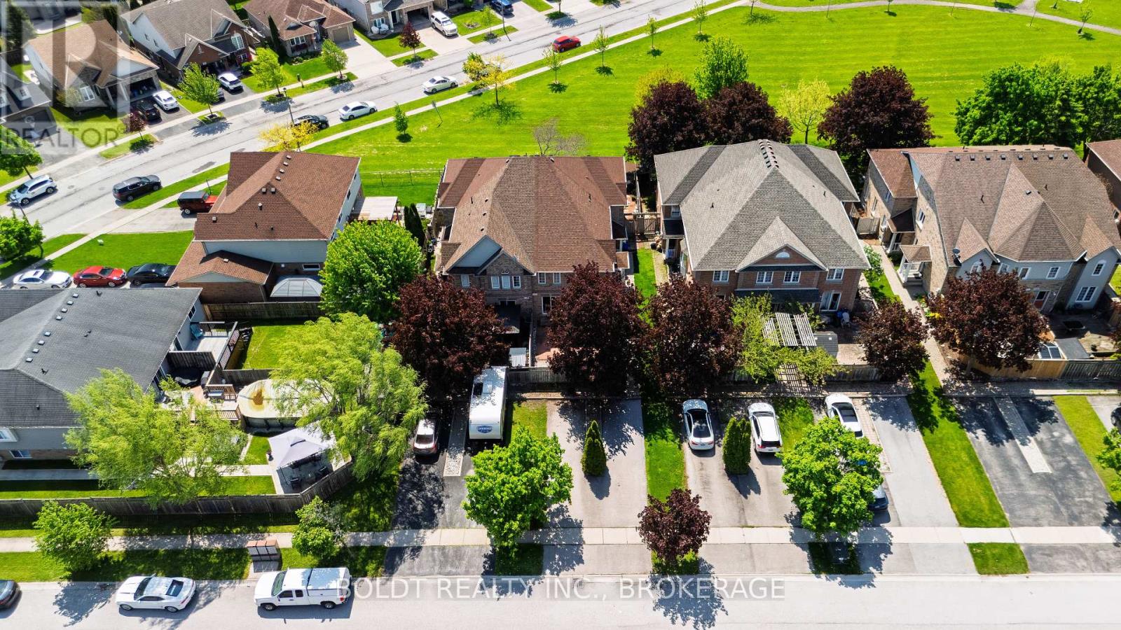 20 B Brown Drive, St. Catharines, Ontario  L2S 3Z4 - Photo 2 - X13587574
