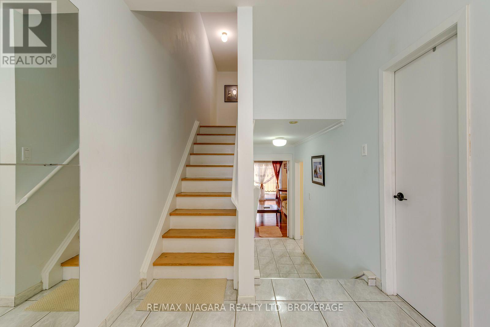 3778 Corliss Crescent, Mississauga, Ontario  L4T 2Z5 - Photo 21 - W13587826