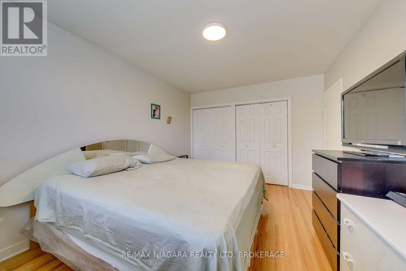3778 Corliss Crescent, Mississauga, Ontario  L4T 2Z5 - Photo 25 - W13587826