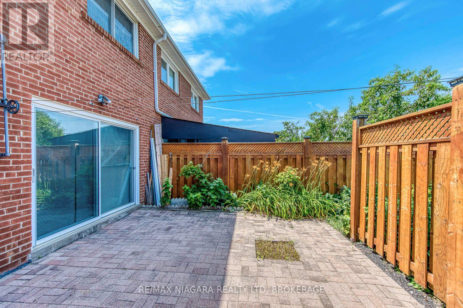 3778 Corliss Crescent, Mississauga, Ontario  L4T 2Z5 - Photo 35 - W13587826