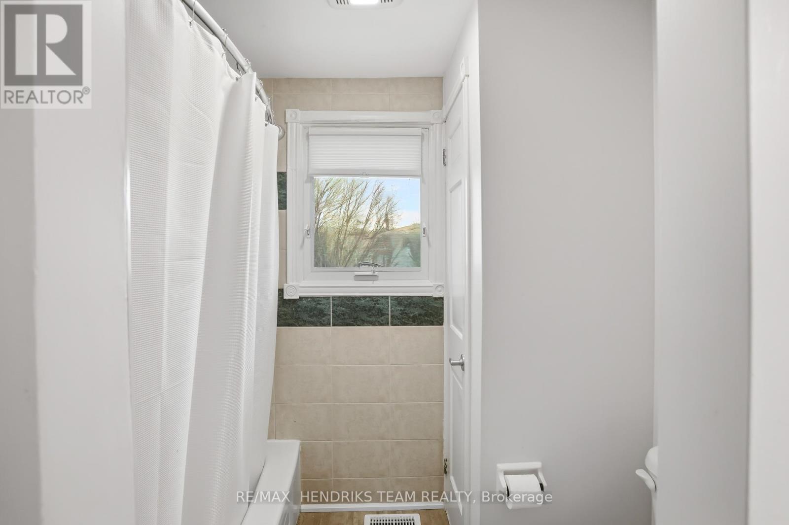 6 Garrison Village Drive, Niagara-On-The-Lake, Ontario  L0S 1J0 - Photo 20 - X13587876