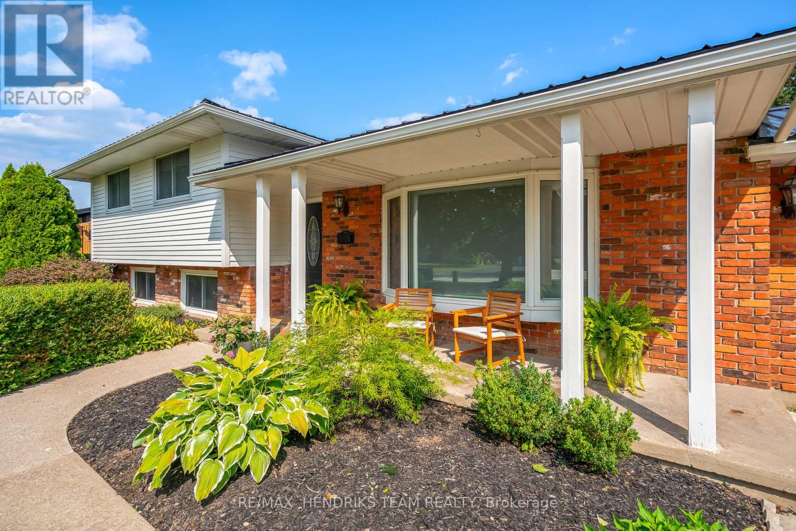 6 Garrison Village Drive, Niagara-On-The-Lake, Ontario  L0S 1J0 - Photo 3 - X13587876