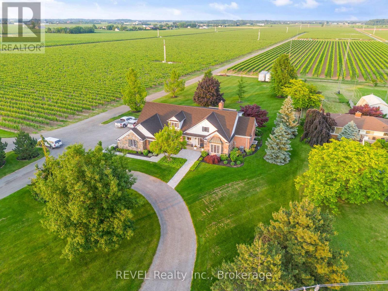 1275 Four Mile Creek Road, Niagara-On-The-Lake, Ontario  L0S 1J0 - Photo 2 - X13587942