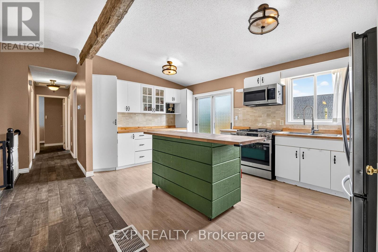 3209 Young Avenue, Fort Erie, Ontario  L0S 1N0 - Photo 6 - X13588212