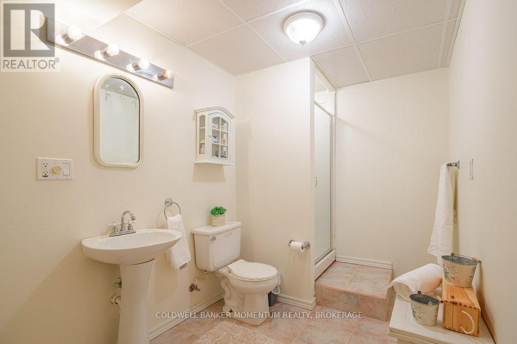 43 Silvercrest Court, Thorold, Ontario  L2V 5B4 - Photo 30 - X13589350