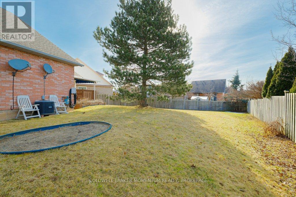 43 Silvercrest Court, Thorold, Ontario  L2V 5B4 - Photo 38 - X13589350