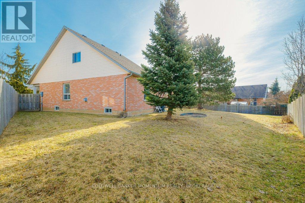43 Silvercrest Court, Thorold, Ontario  L2V 5B4 - Photo 39 - X13589350