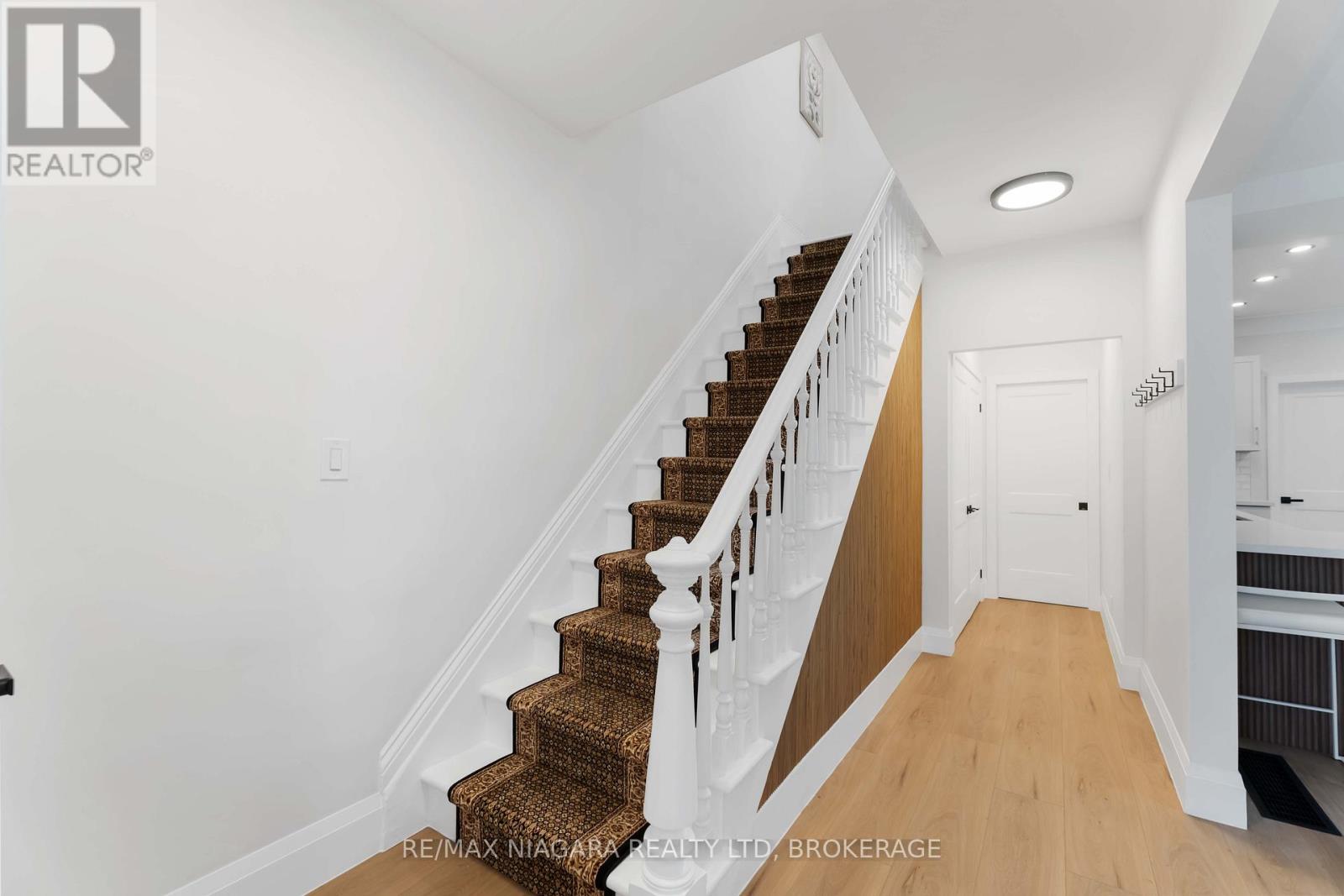 4367 Ontario Street, Lincoln, Ontario  L0R 1B0 - Photo 8 - X13589920