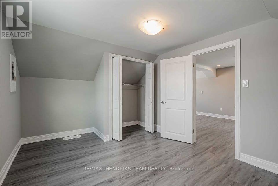 Upper Floor - 9 Rykert Street, St. Catharines, Ontario  L2S 1J6 - Photo 5 - X13591106