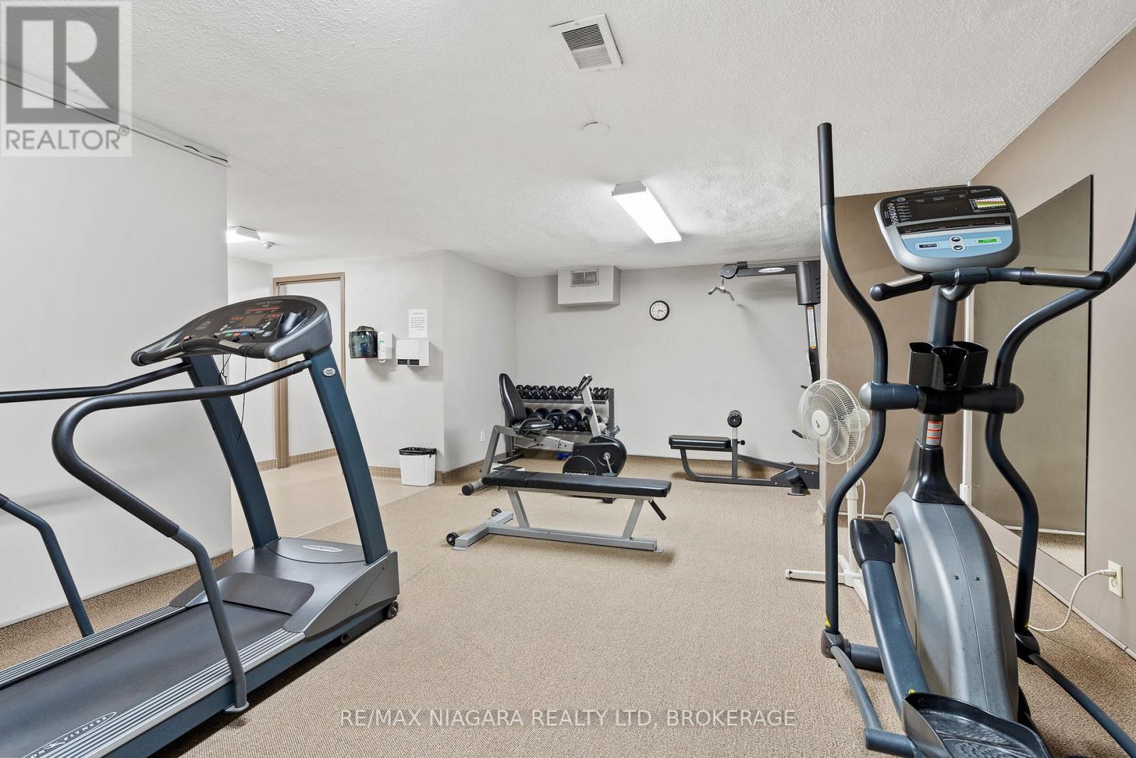 1003 - 35 Towering Heights Boulevard, St. Catharines, Ontario  L2T 3G8 - Photo 2 - X13590118