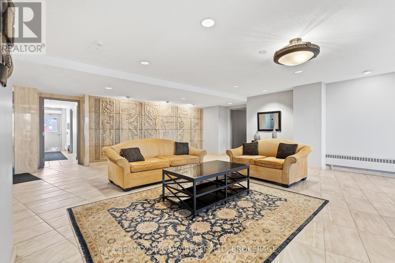1003 - 35 Towering Heights Boulevard, St. Catharines, Ontario  L2T 3G8 - Photo 6 - X13590118