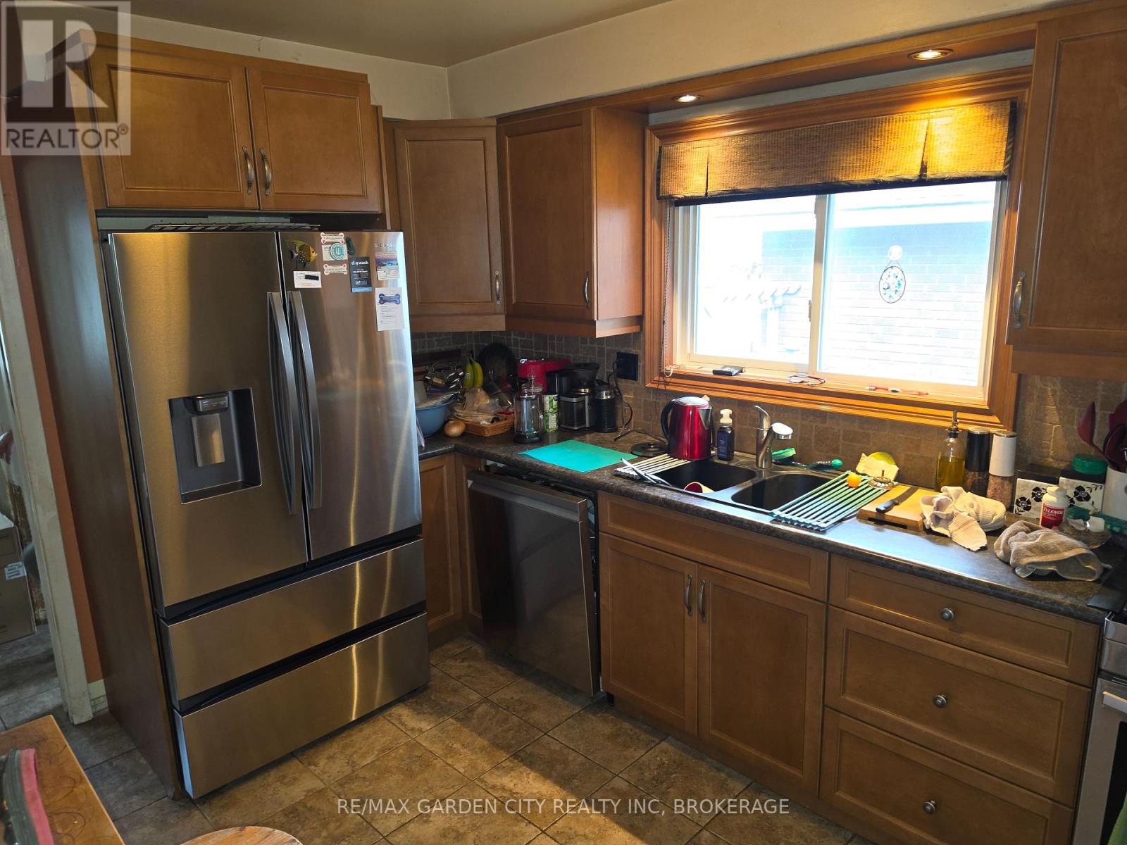 49 Ursula Avenue, St. Catharines, Ontario  L2T 1T2 - Photo 3 - X13591514