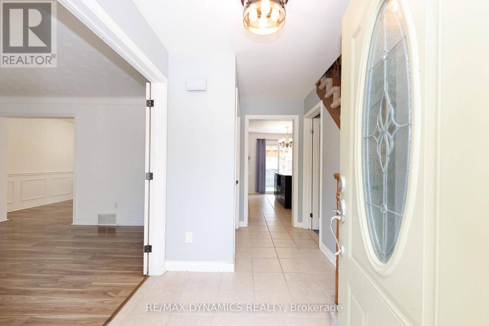 7362 Woodgate Street, Niagara Falls, Ontario  L2J 3Z6 - Photo 3 - X13591572