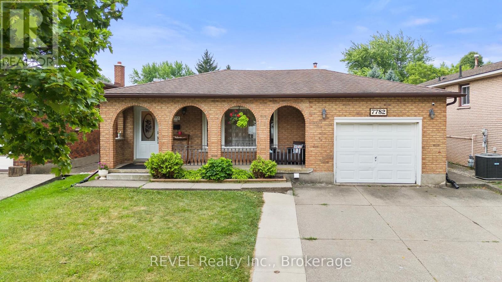7782 BADGER ROAD, Niagara Falls, Ontario