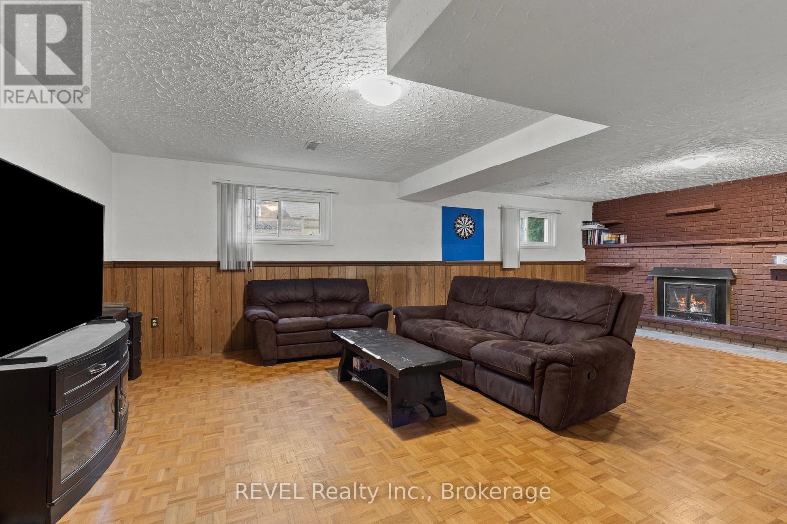 7782 Badger Road, Niagara Falls, Ontario  L2H 2J5 - Photo 18 - X13591600