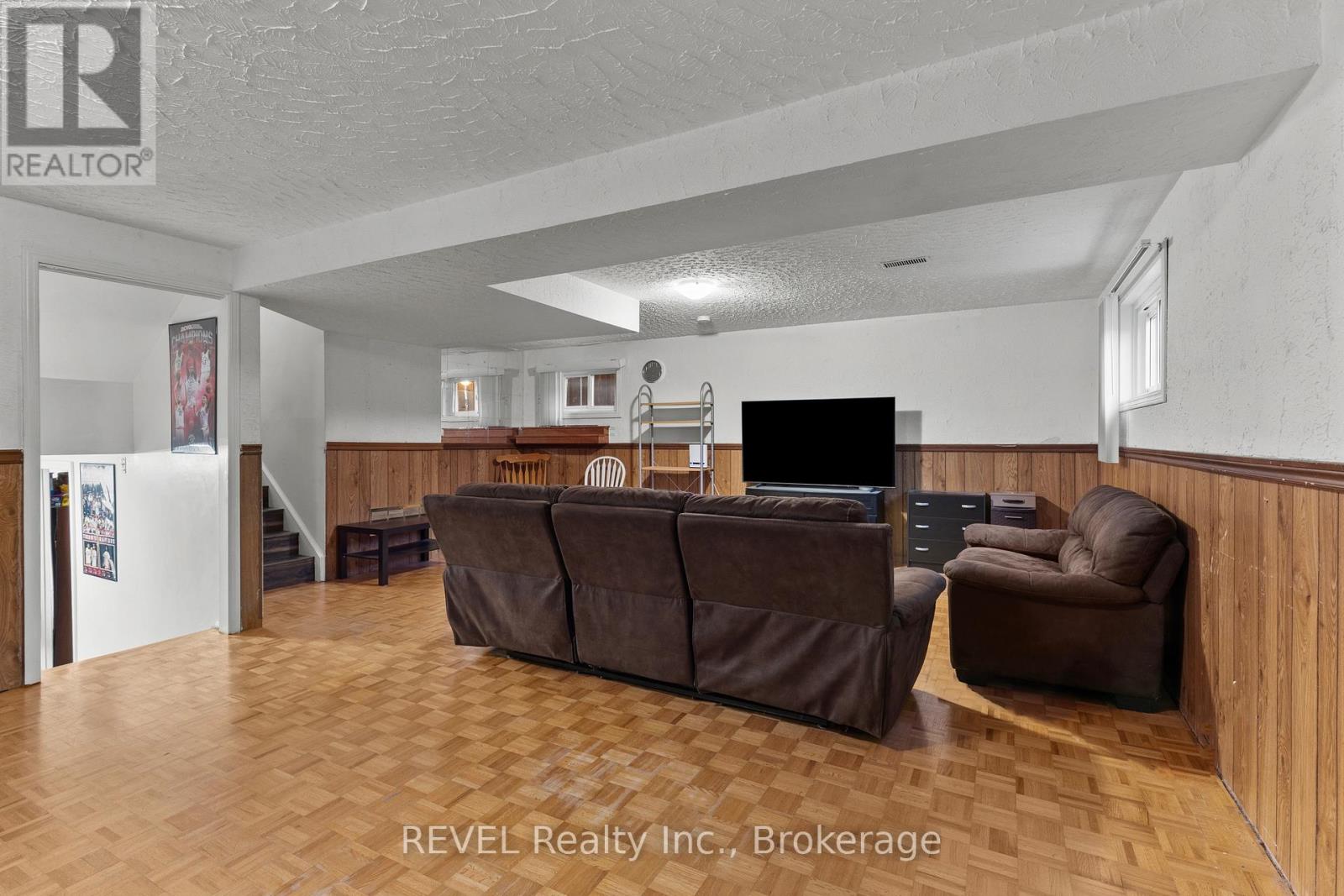 7782 Badger Road, Niagara Falls, Ontario  L2H 2J5 - Photo 19 - X13591600