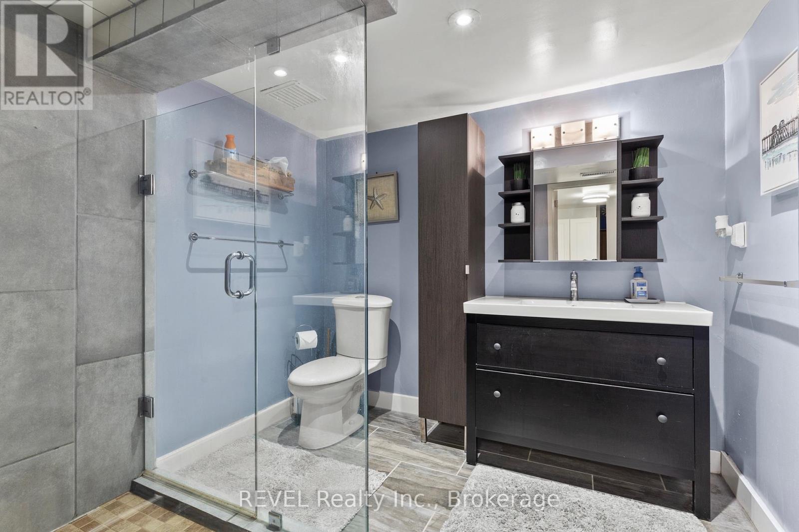 7782 Badger Road, Niagara Falls, Ontario  L2H 2J5 - Photo 21 - X13591600