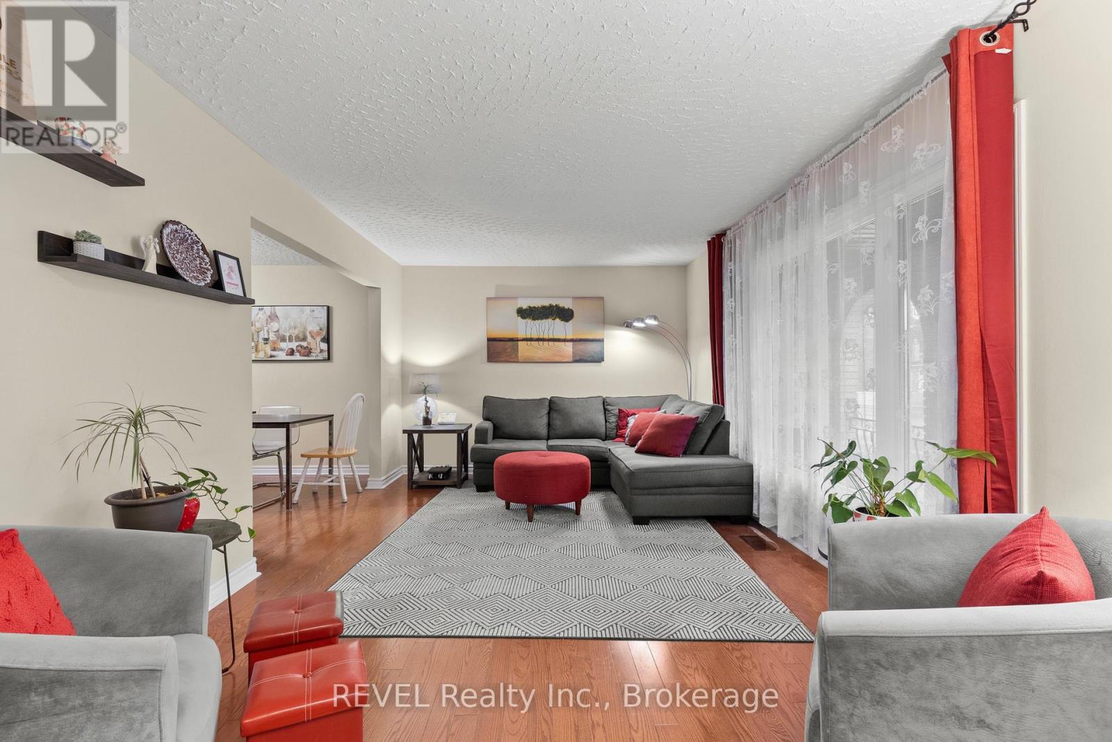 7782 Badger Road, Niagara Falls, Ontario  L2H 2J5 - Photo 7 - X13591600