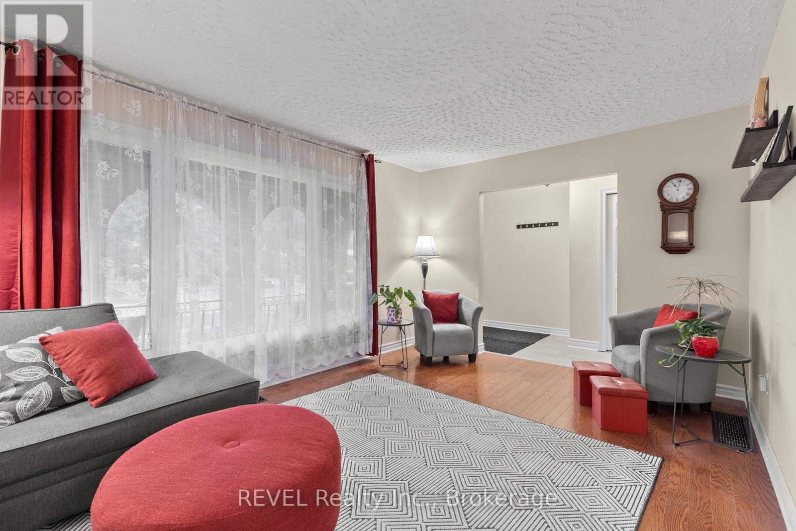 7782 Badger Road, Niagara Falls, Ontario  L2H 2J5 - Photo 8 - X13591600