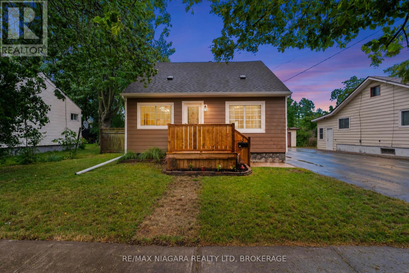 3 Osborne Street, Fort Erie, Ontario  L2A 3X8 - Photo 4 - X13591742