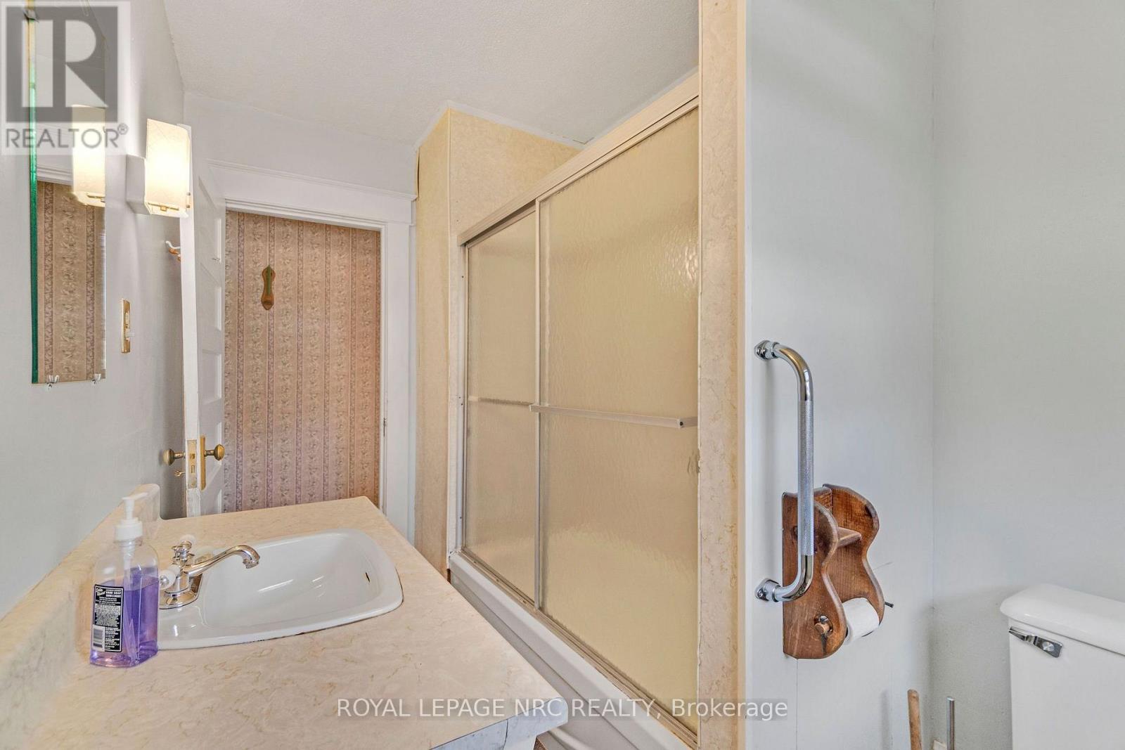 6511 Riall Street, Niagara Falls, Ontario  L2J 1Z4 - Photo 14 - X13591744