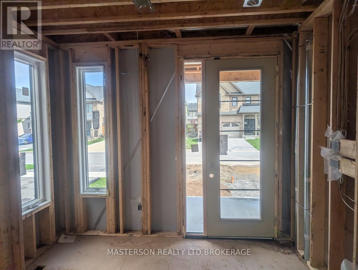 21 Alicia Crescent, Thorold, Ontario  L2V 0M1 - Photo 6 - X13591844