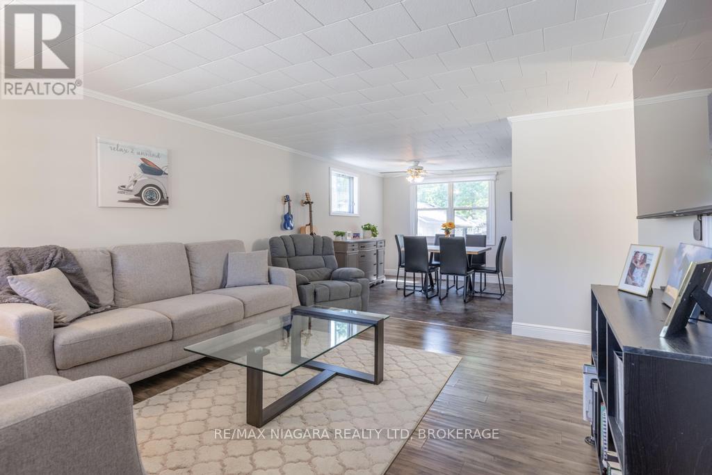 37 Concession Road, Fort Erie, Ontario  L2A 4G3 - Photo 5 - X13592266