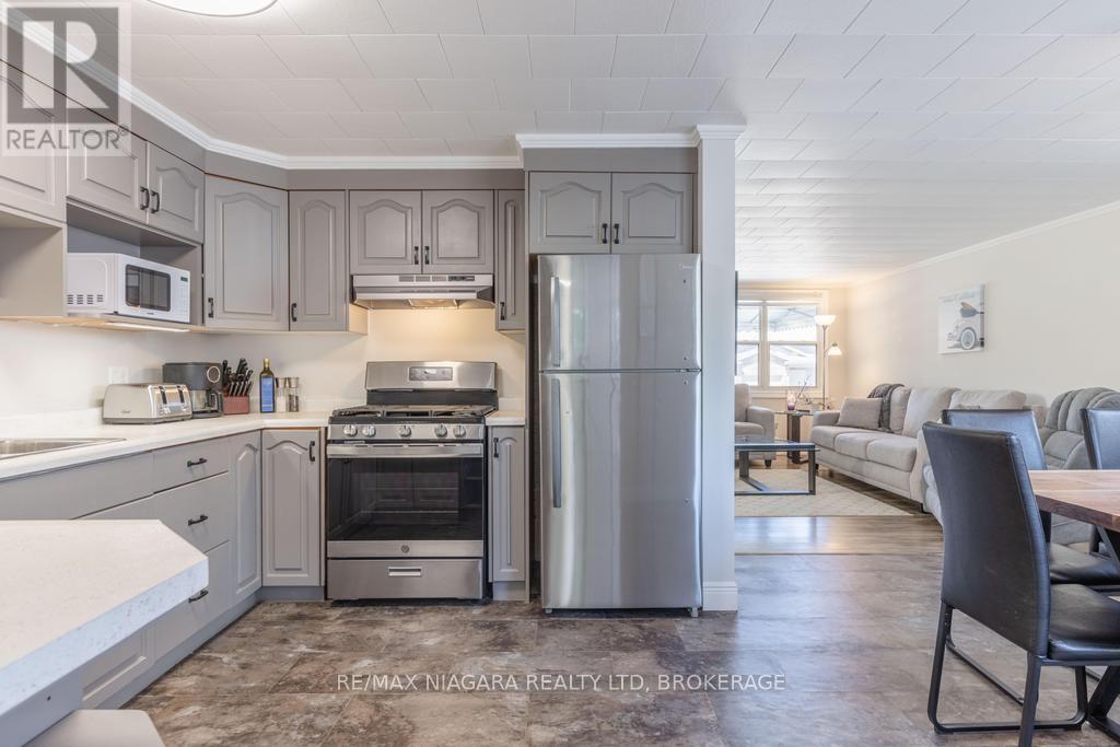 37 Concession Road, Fort Erie, Ontario  L2A 4G3 - Photo 6 - X13592266