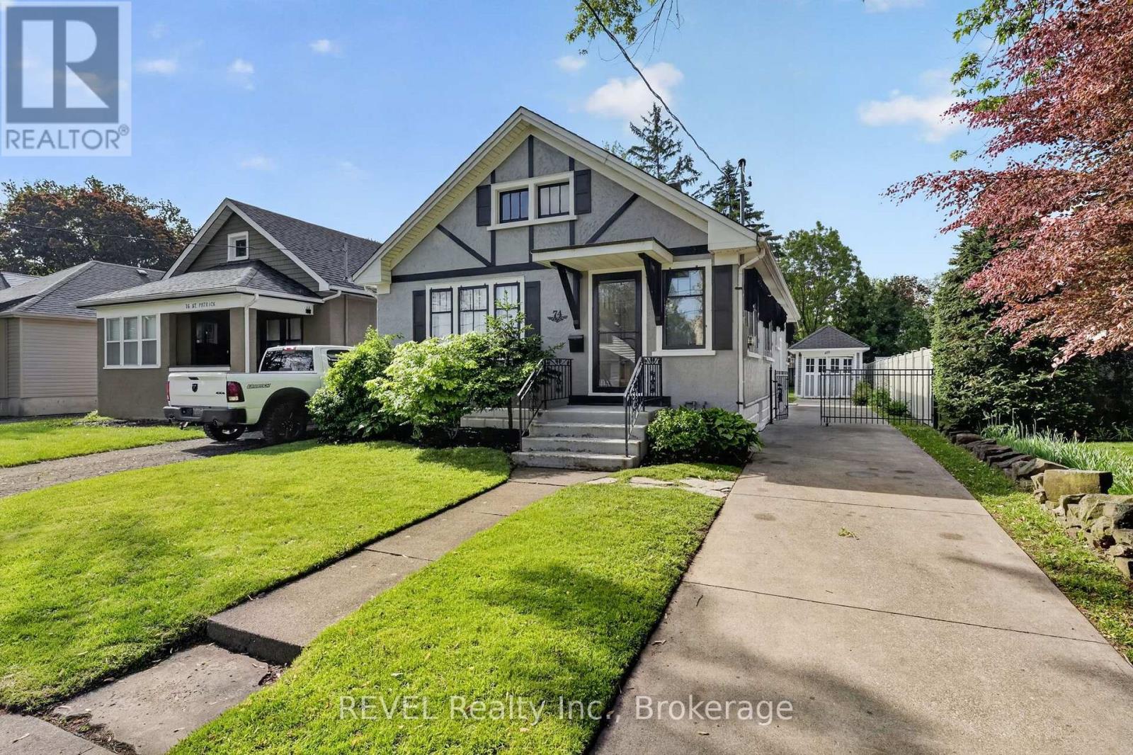 74 ST. PATRICK STREET, St. Catharines, Ontario