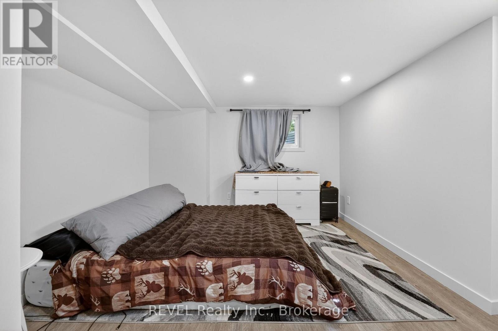 74 St. Patrick Street, St. Catharines, Ontario  L2R 1K3 - Photo 34 - X13592328