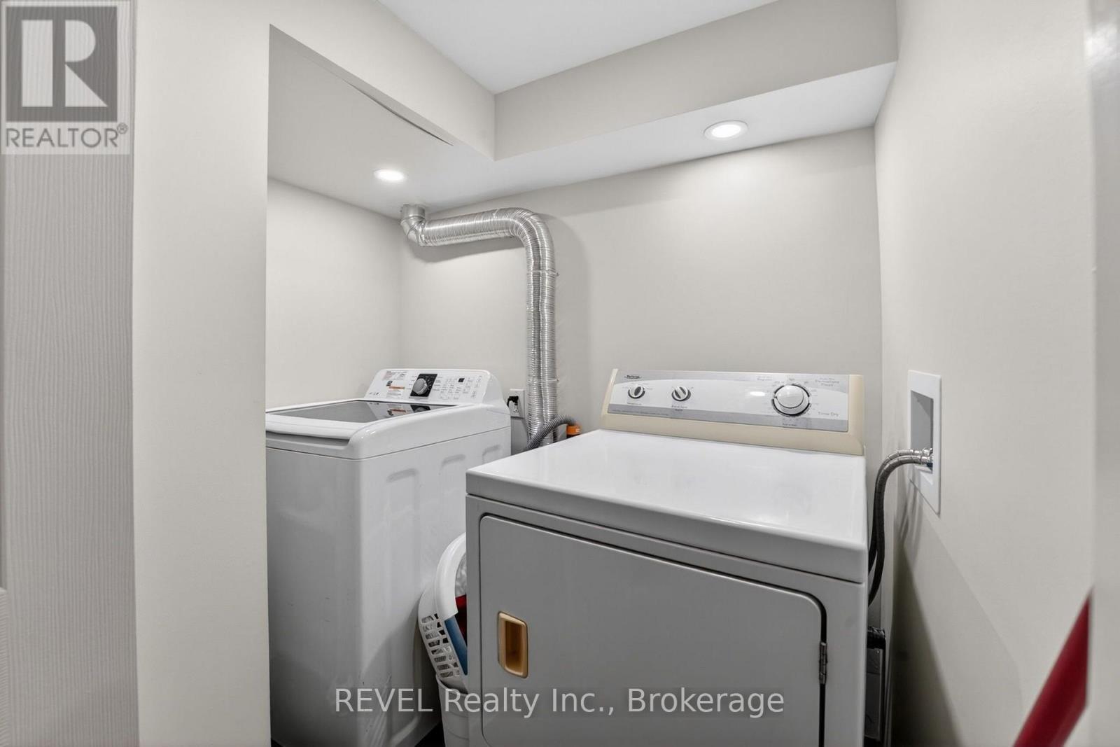 74 St. Patrick Street, St. Catharines, Ontario  L2R 1K3 - Photo 40 - X13592328