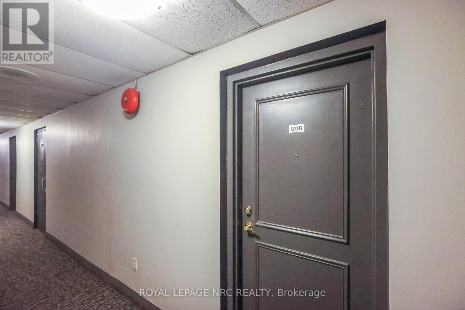 208 - 264 Grantham Avenue N, St. Catharines, Ontario  L2P 3H1 - Photo 2 - X13592922