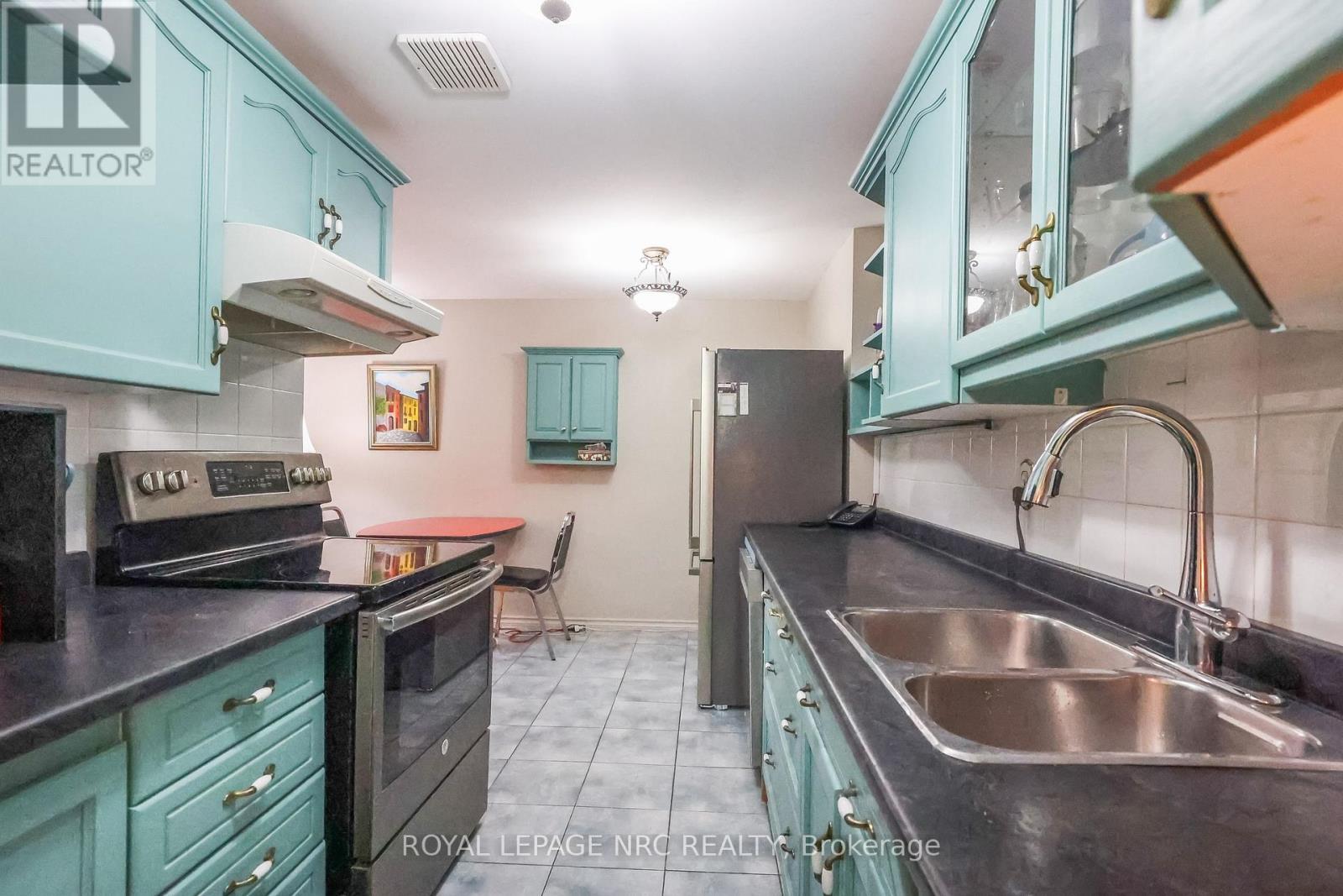 208 - 264 Grantham Avenue N, St. Catharines, Ontario  L2P 3H1 - Photo 4 - X13592922