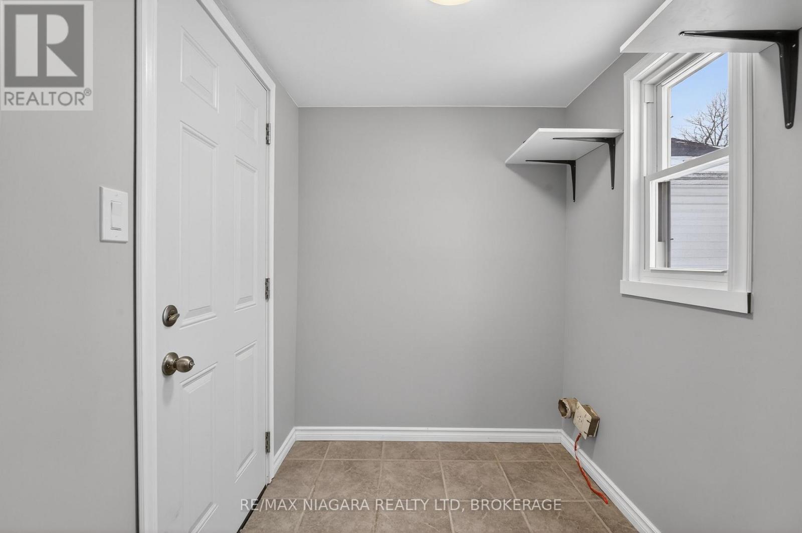 40 Longtent Avenue, Fort Erie, Ontario  L2A 1E3 - Photo 18 - X13593630