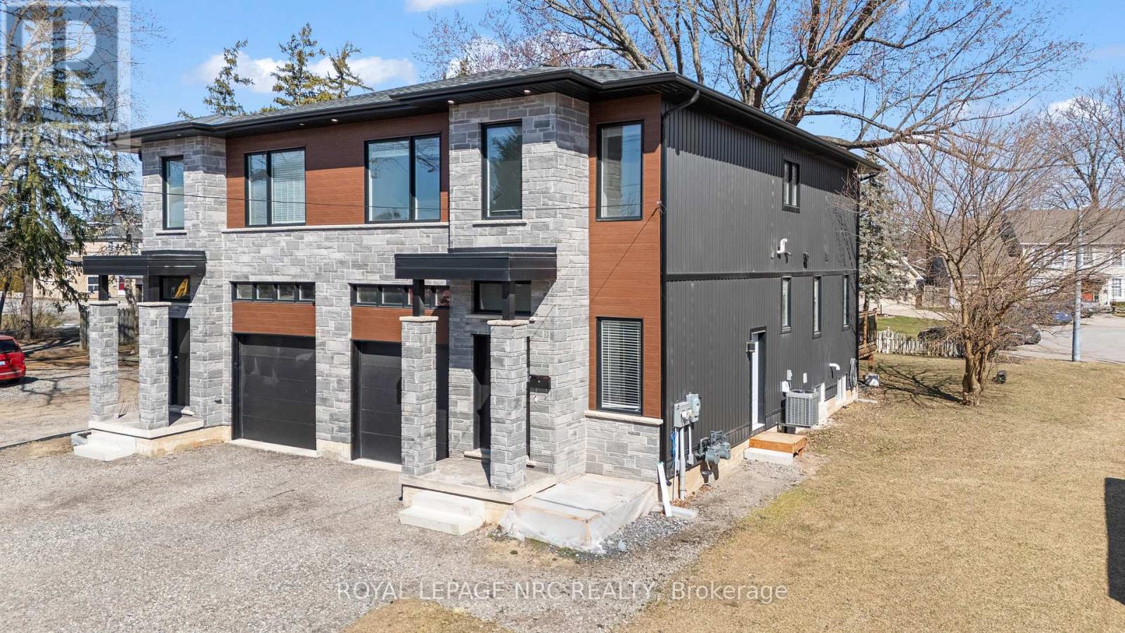 668 Quaker Road, Welland, Ontario  L3C 3H2 - Photo 2 - X13594398
