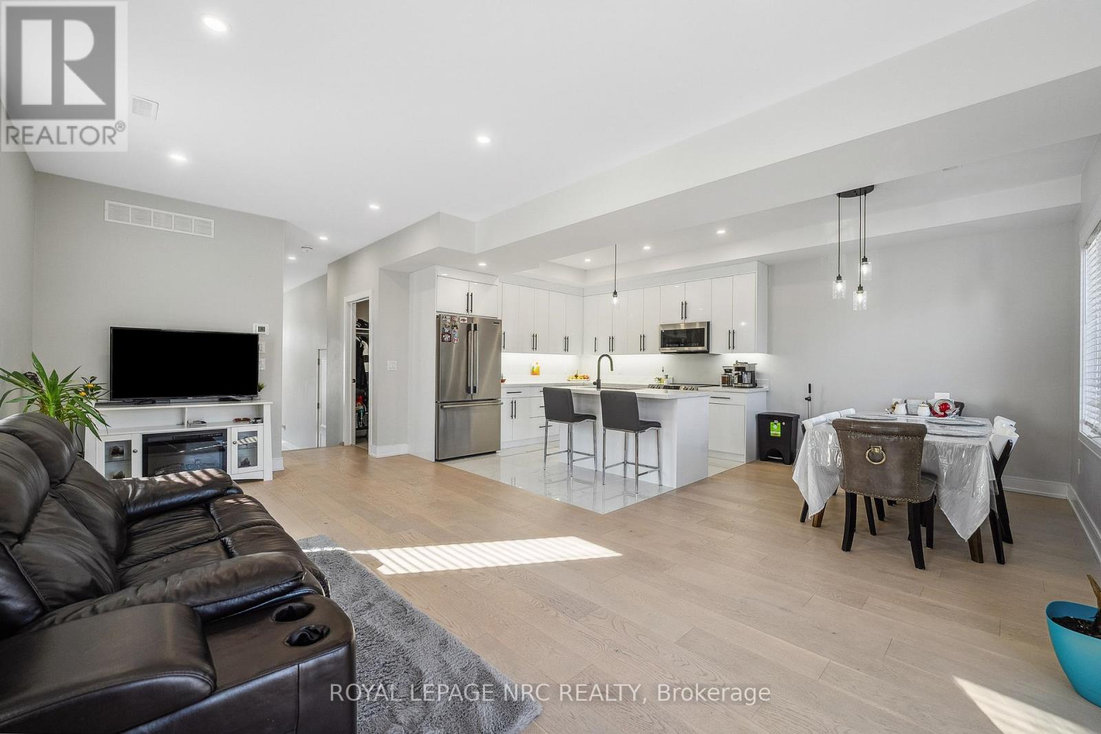 668 Quaker Road, Welland, Ontario  L3C 3H2 - Photo 6 - X13594398