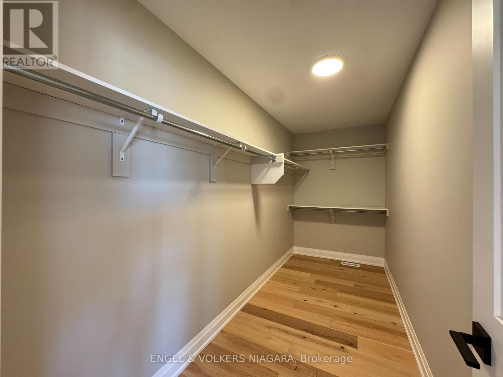25 Elvira Way, Thorold, Ontario  L2V 0M7 - Photo 12 - X13594436