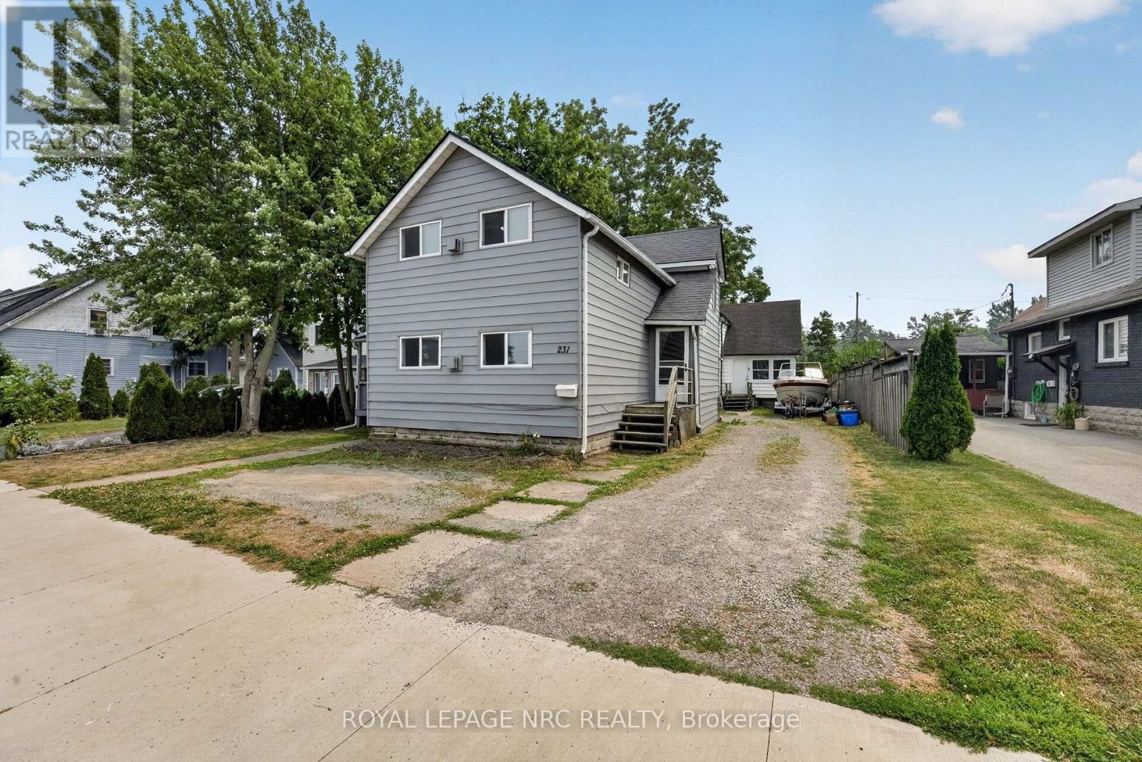 231-233 JARVIS STREET, Fort Erie, Ontario