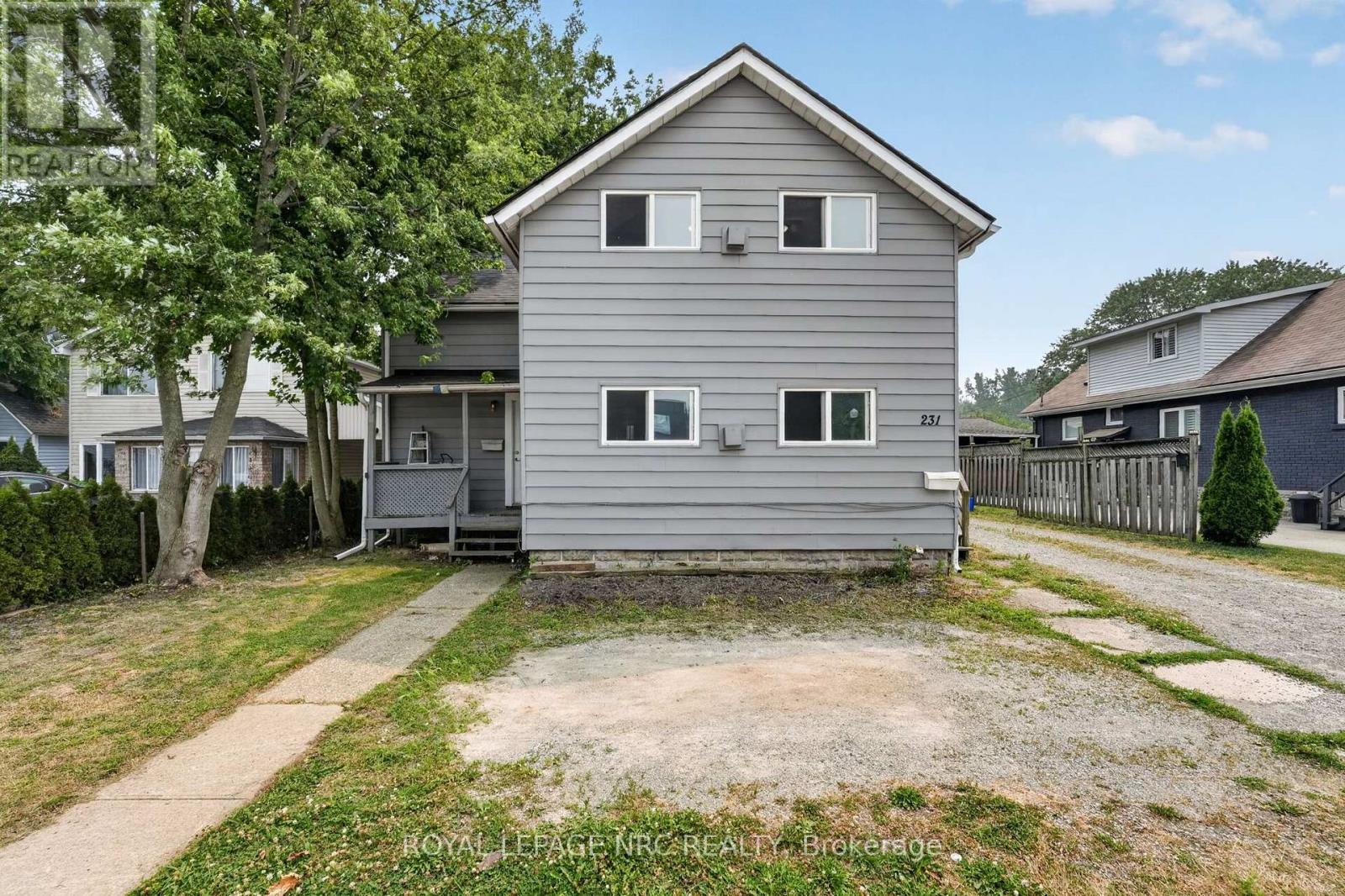 231-233 Jarvis Street, Fort Erie, Ontario  L2A 2S7 - Photo 2 - X13594460