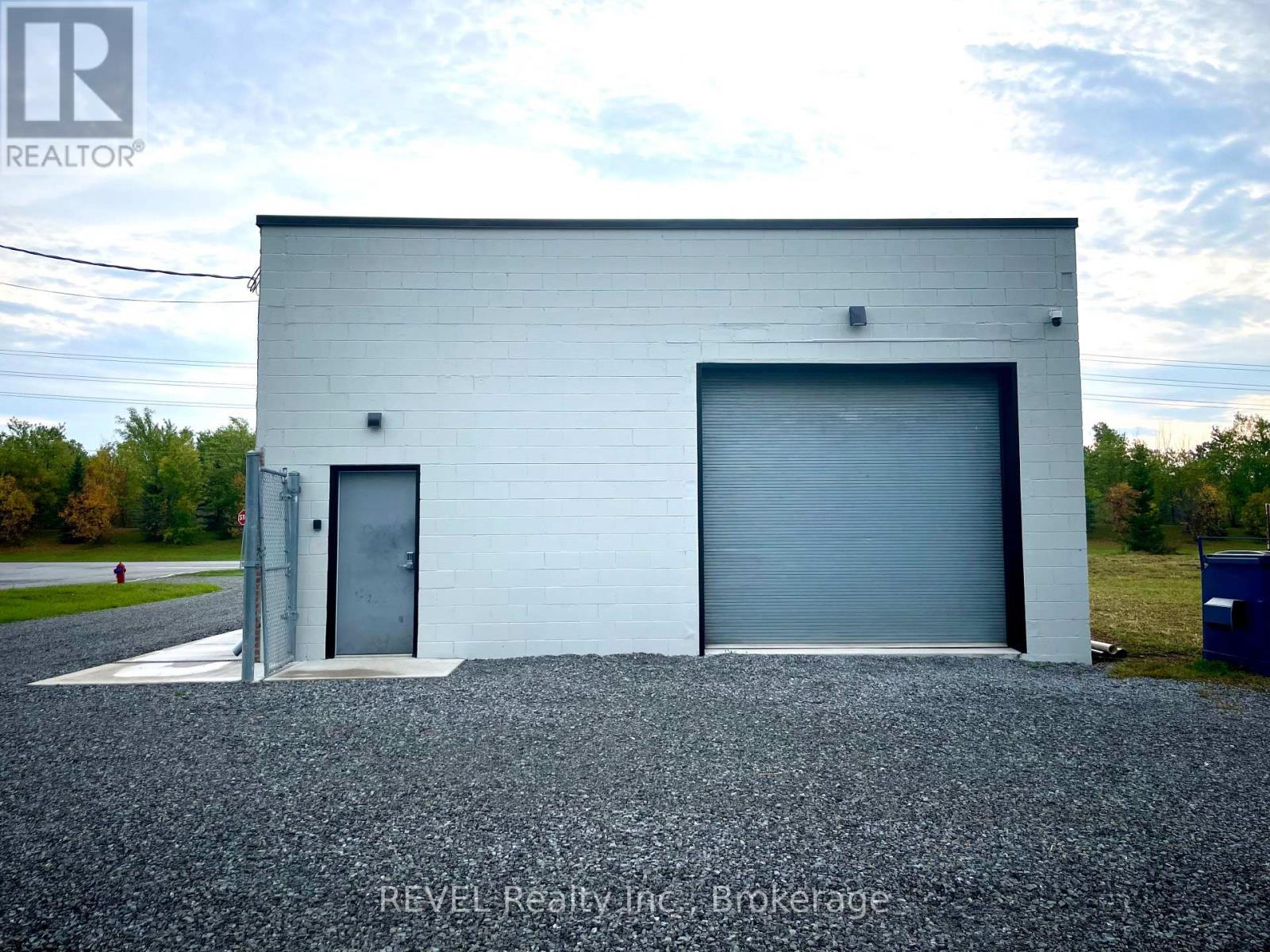 8455 Stanley Avenue, Niagara Falls, Ontario  L2G 0C9 - Photo 15 - X13594840