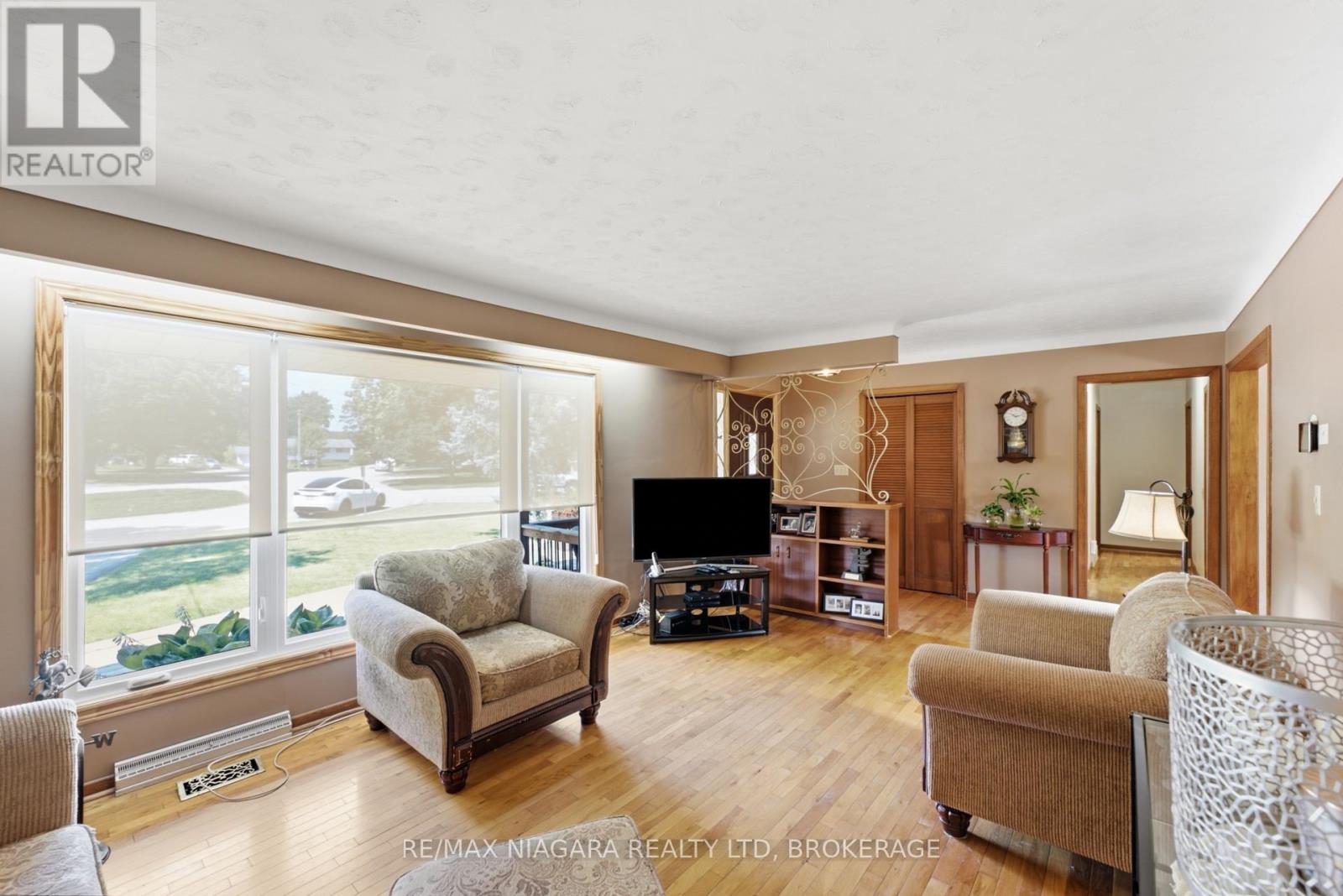 3374 Marlin Court, Lincoln, Ontario  L0R 2C0 - Photo 3 - X13594862