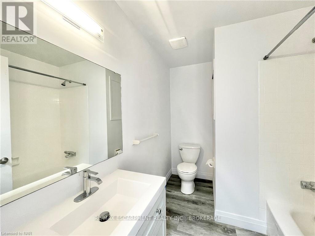 76 Marc Boulevard, Welland, Ontario  L3B 5V1 - Photo 8 - X13594918