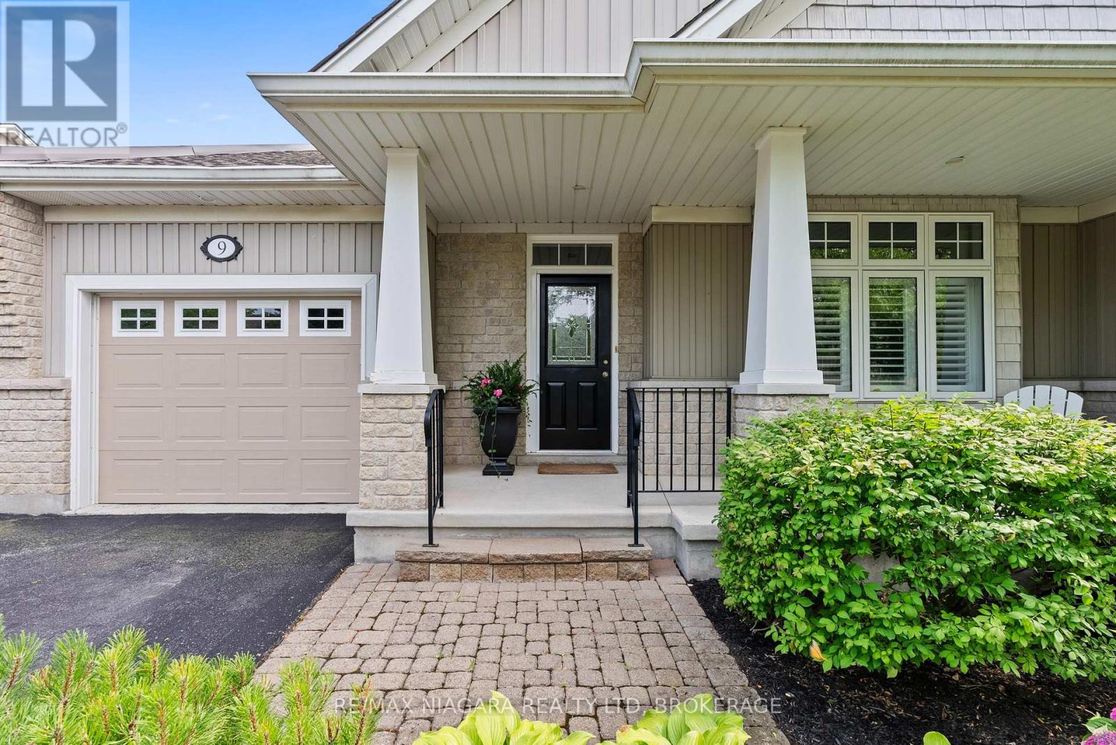 9 - 92 Loretta Drive, Niagara-On-The-Lake, Ontario  L0S 1T0 - Photo 3 - X13595020