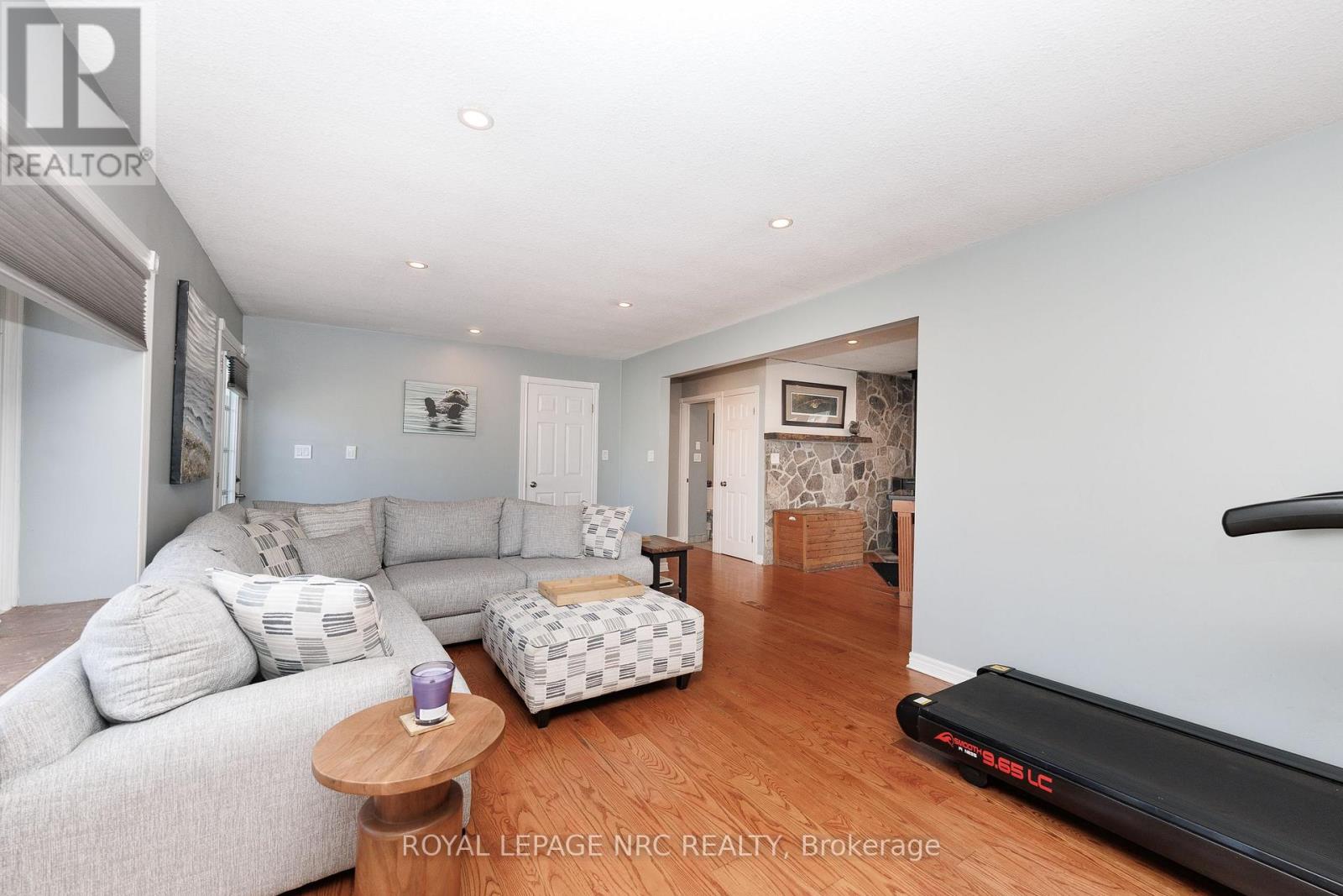 646 Prospect Point Road N, Fort Erie, Ontario  L0S 1N0 - Photo 5 - X13595072