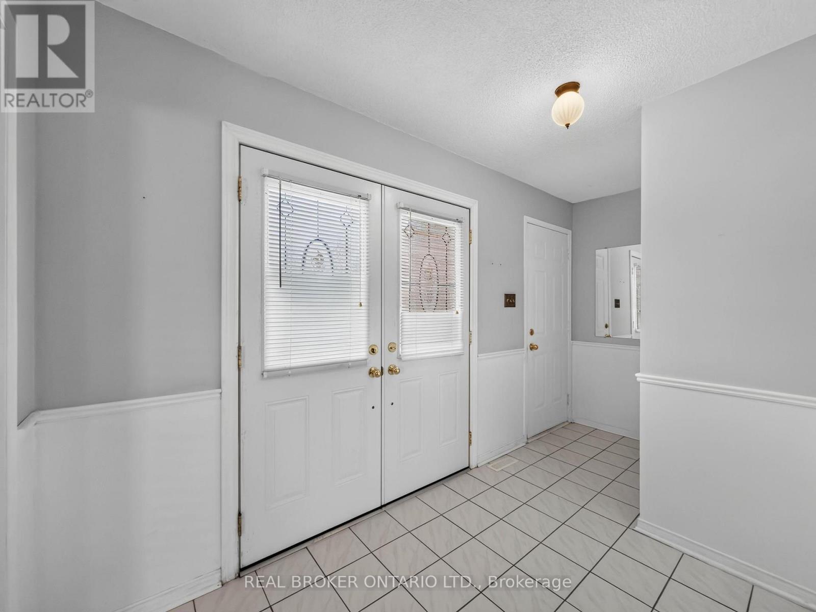 60 Attwood Drive, Cambridge, Ontario  N1T 1L4 - Photo 4 - X13595504