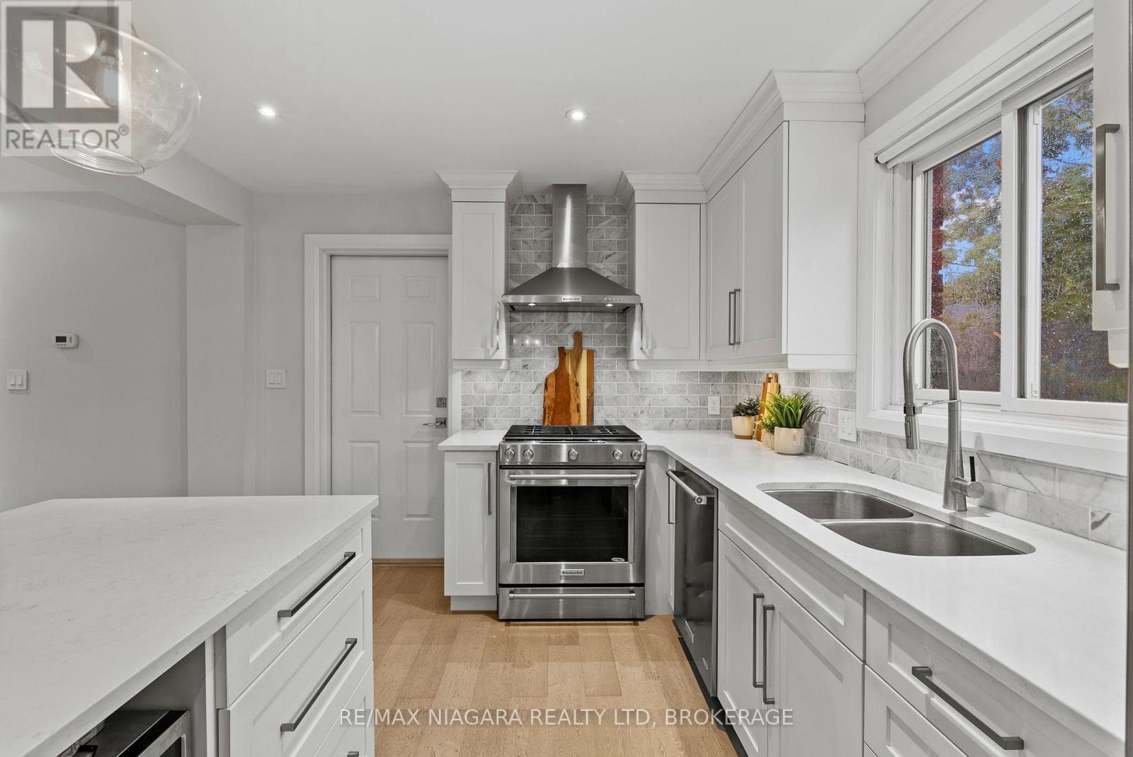7583 Monastery Drive, Niagara Falls, Ontario  L2H 3A7 - Photo 15 - X13595542