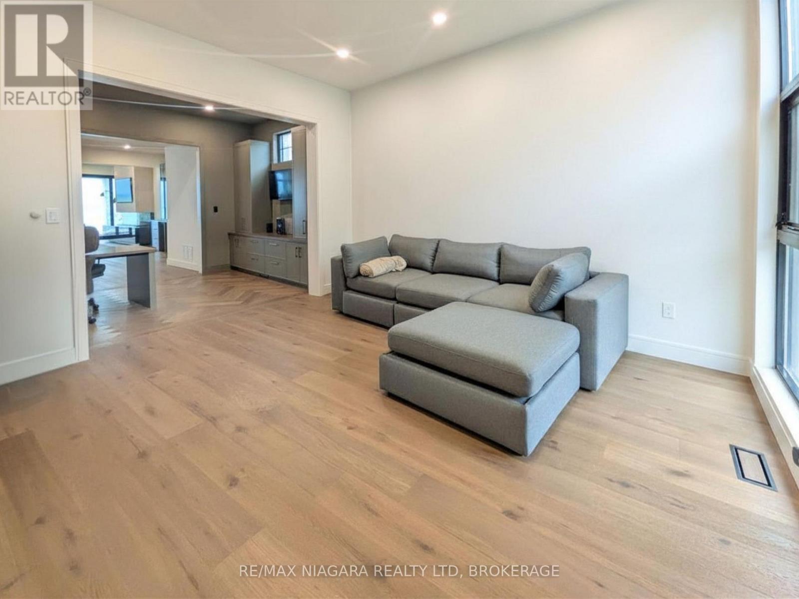 4349 Erie Road, Fort Erie, Ontario  L0S 1B0 - Photo 17 - X13595672