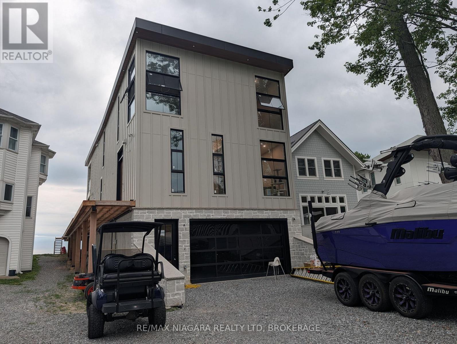 4349 Erie Road, Fort Erie, Ontario  L0S 1B0 - Photo 2 - X13595672