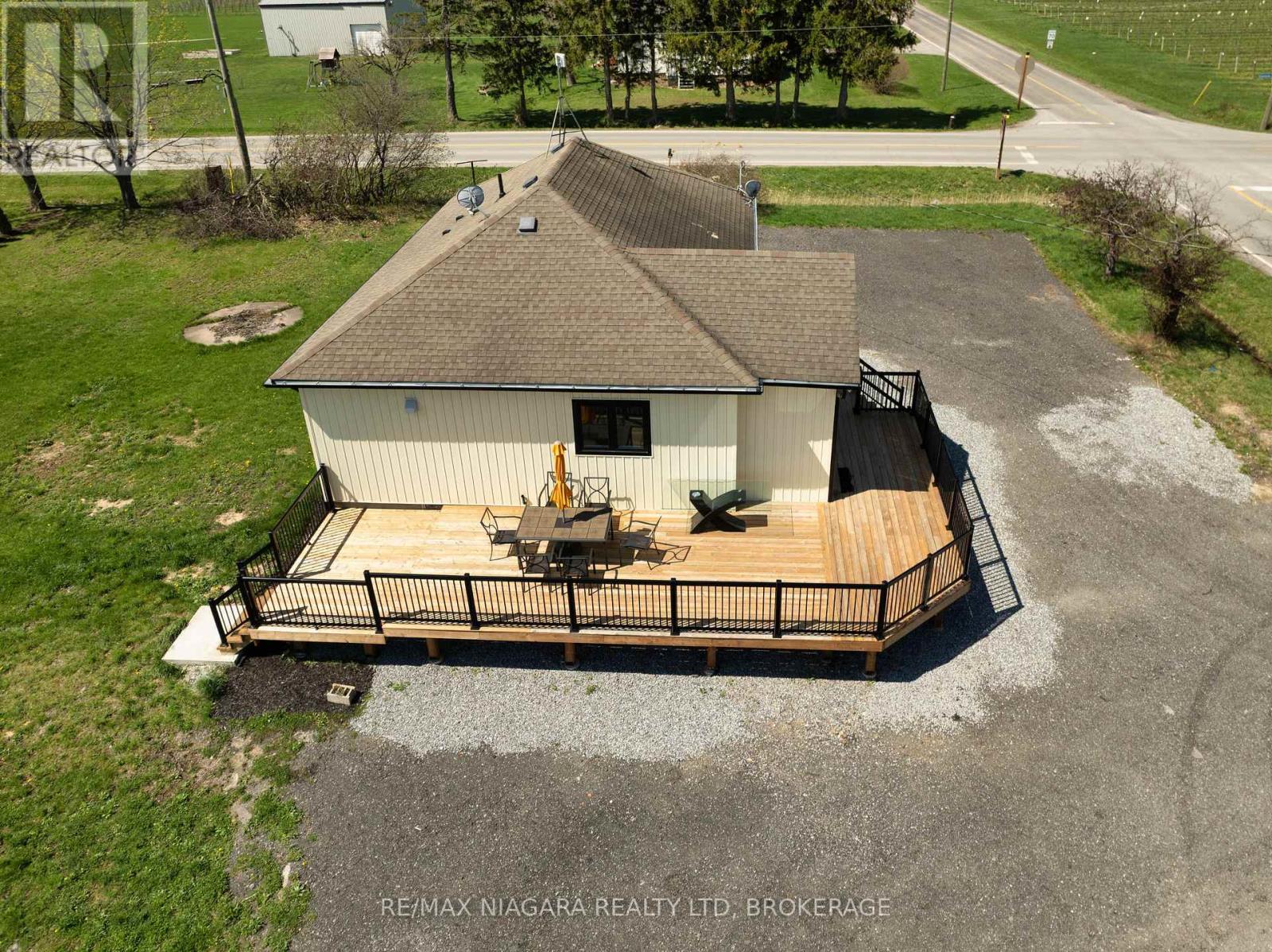 1209 Line 3 Road, Niagara-On-The-Lake, Ontario  L0S 1J0 - Photo 34 - X13595792